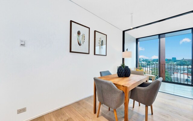 5-Star Lux in the Centre of Conveniences