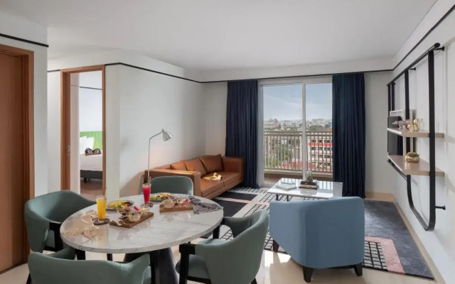 The Reiz Suites, Artotel Curated