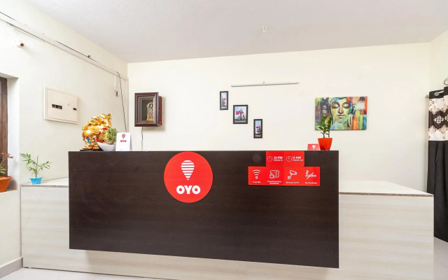 OYO 28658 The Swarg Residence