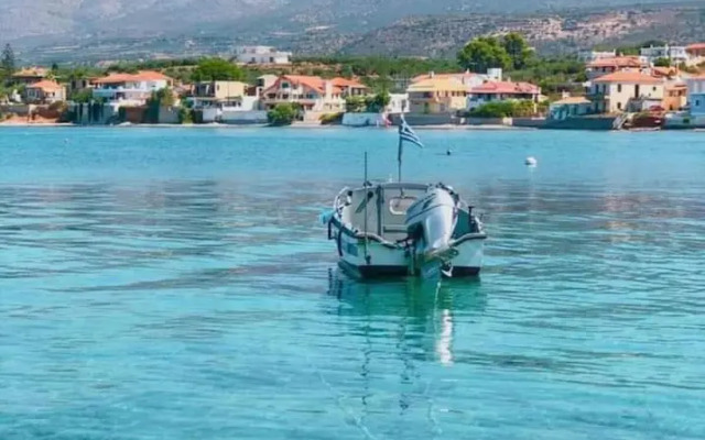 Κατοικία 80 τ.μ. δίπλα από την θάλασσα στην Ελιά.