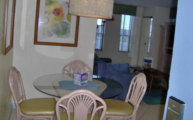 Islander Beach Resort