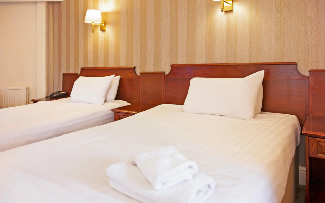 Bredbury Hall Hotel