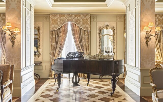 Hotel Grande Bretagne, a Luxury Collection Hotel, Athens