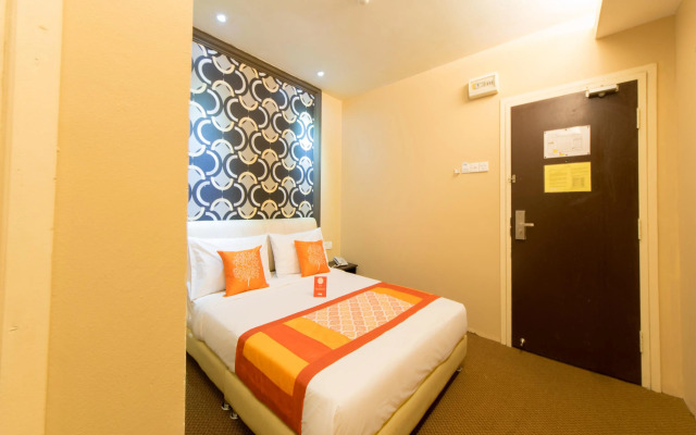 OYO 126 Rae Hotel