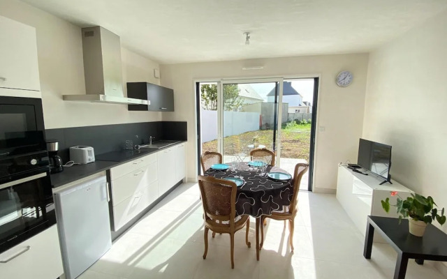 Charming Independent Apartment in Belz