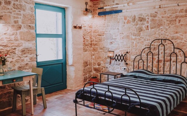 Stunning Home in Preko With 2 Bedrooms and Wifi