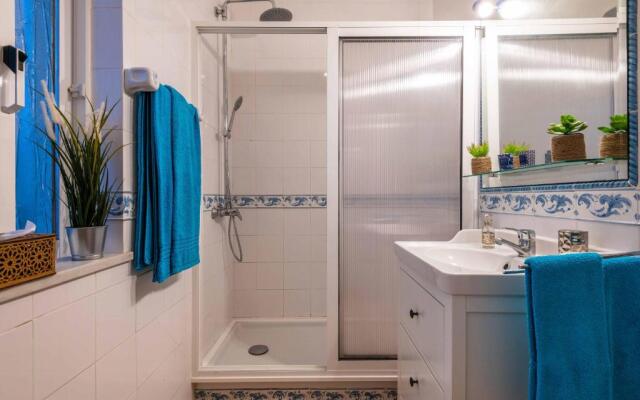 Villa Oasis Galé - Luxury, private pool, AC, wifi