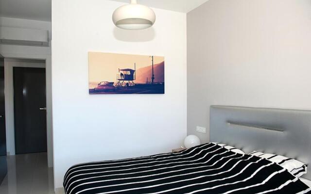 Playa Elisa Bay 108-113