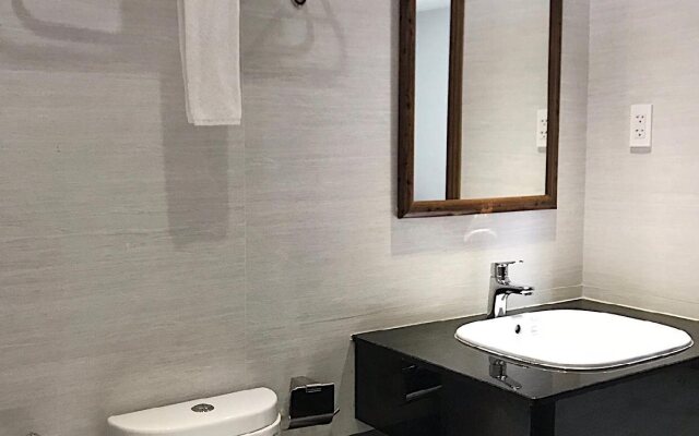 La Regatta Riverside Residences