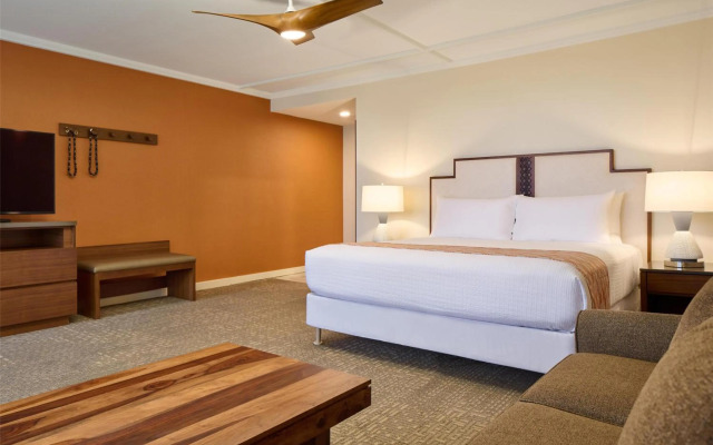 Outrigger Kaanapali Beach Resort