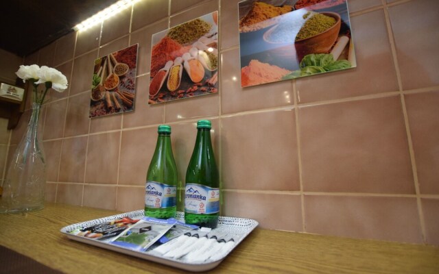 Elegant Apartment Market Square