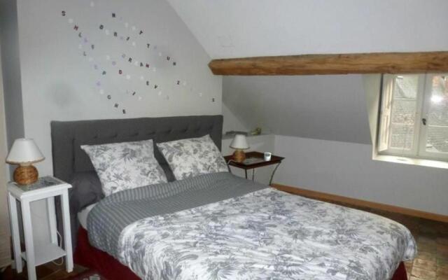 Gite Gien, 8 pièces, 15 personnes - FR-1-590-159