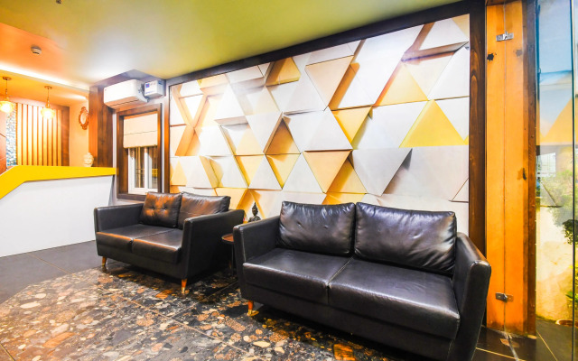 Super Townhouse Near Marine Drive