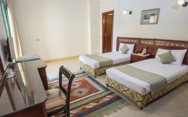 Zahabia Hotel & Beach Resort in Hurghada, Egypt from 62$, photos, reviews - zenhotels.com guestroom