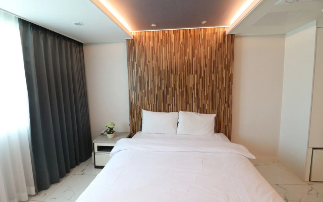 Chungju Grand Hotel