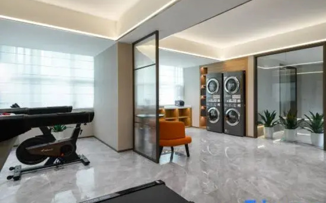 Starway Hotel (Shenzhen Longdong Subway Station)