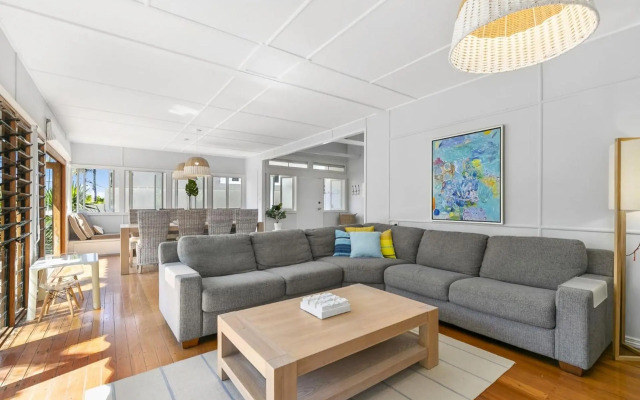 Maher Tce Rainforest Retreat is the Ideal Beach House