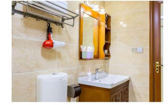 Chongqing Yubei·Chongqing North Railway Station· Locals Apartment 00138340