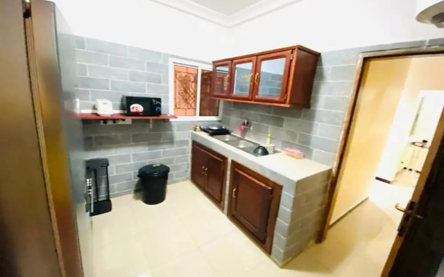 Mam Lovely 3-bed Apartment in Dakar-almadies