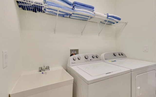 Spacious Kissimmee Vacation Home w/ Private Pool!