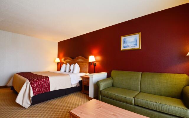 Red Roof Inn & Suites Stafford, VA