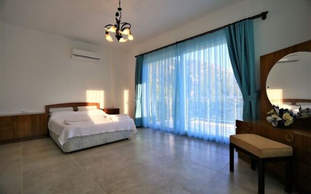 Villa Simay by Akdenizvillam