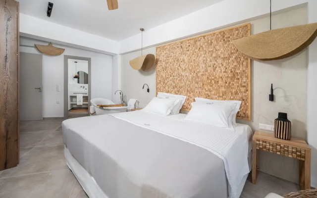 Mneme Suites & Villas