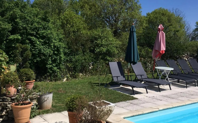 Perard Gites & Bed and Breakfast