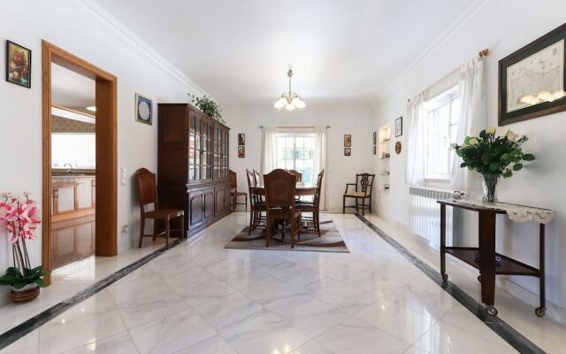Caparica Beach Villa by Homing