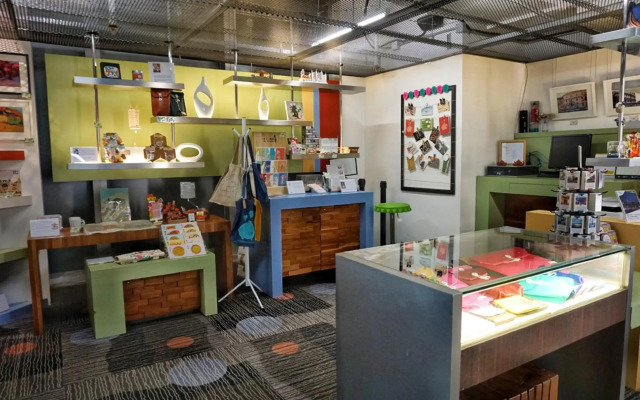 Y Loft Youth Square