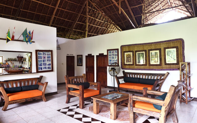 Mnarani Beach Cottages