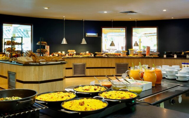 Grand Palladium White Sand Resort & Spa All Inclusive