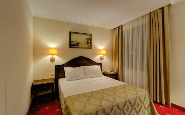 Отель Ducale Lara