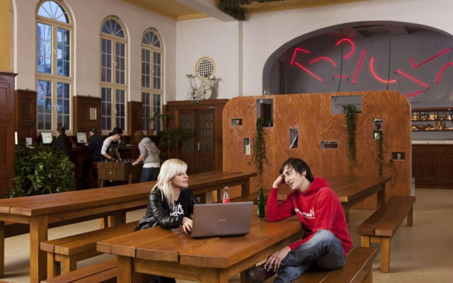 Three Little Pigs Hostel Berlin