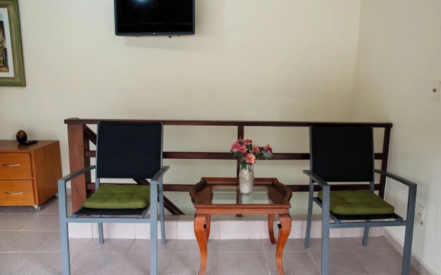 Cobertura com Churrasq e Piscina a 250m da Praia