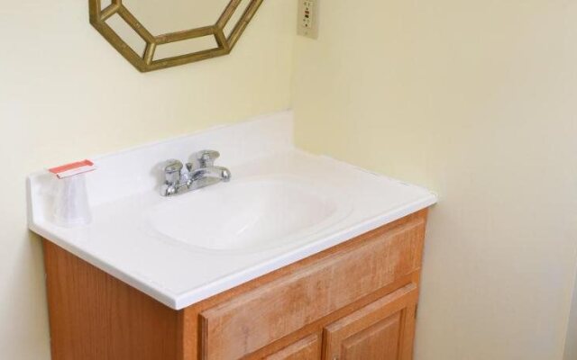 Chestnut Grove Resort