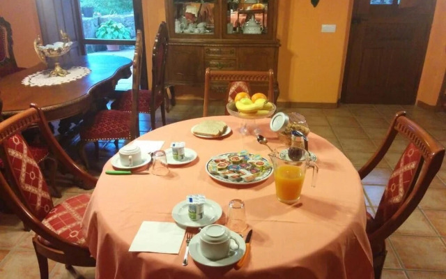 Sobrefuentes Casa De Aldea