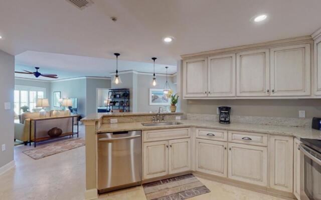 5205 Hampton Place South