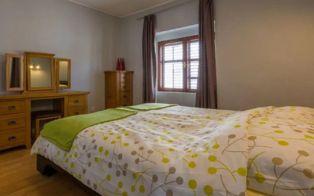Large Holiday Home With Private Pool, Wellness & Sea View