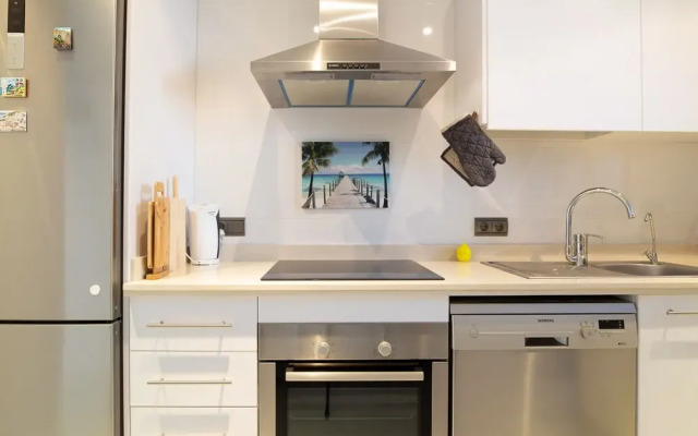 2193-Moderno apto con terraza vista al mar