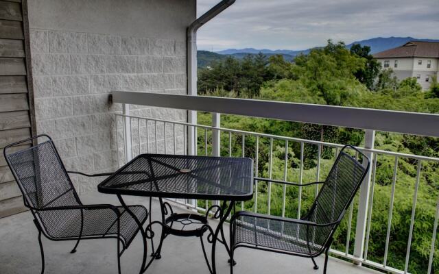 Whispering Pines 352hc