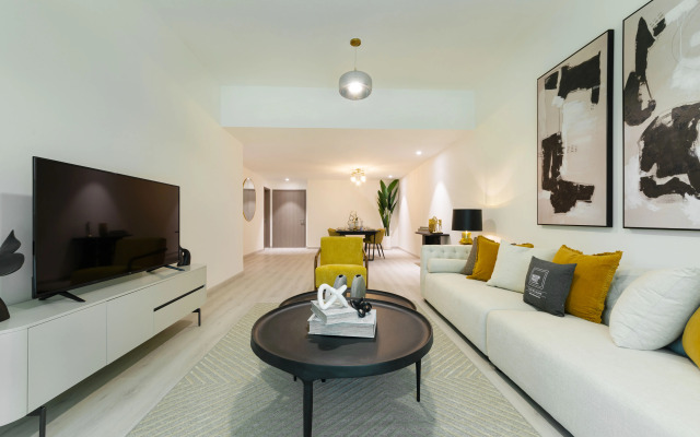Maison Privee - Millennium Executive Tower