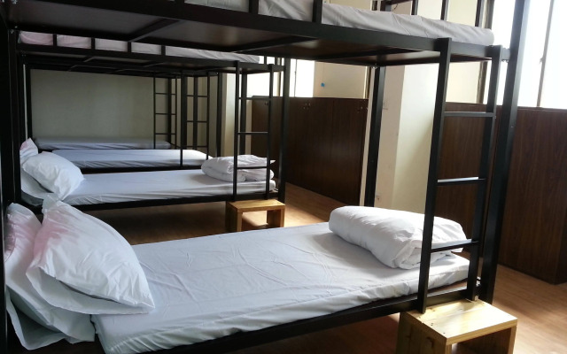 Aquarium Hostel
