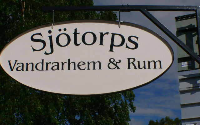 Sjötorps Vandrarhem & Rum - Hostel