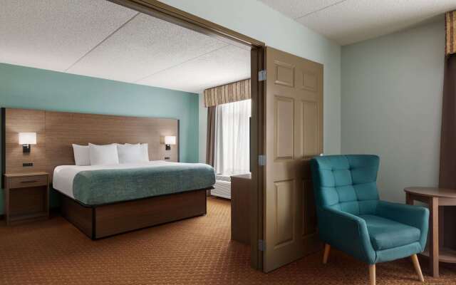 Wingate by Wyndham Louisville East