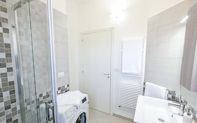 Korinne New Apartment