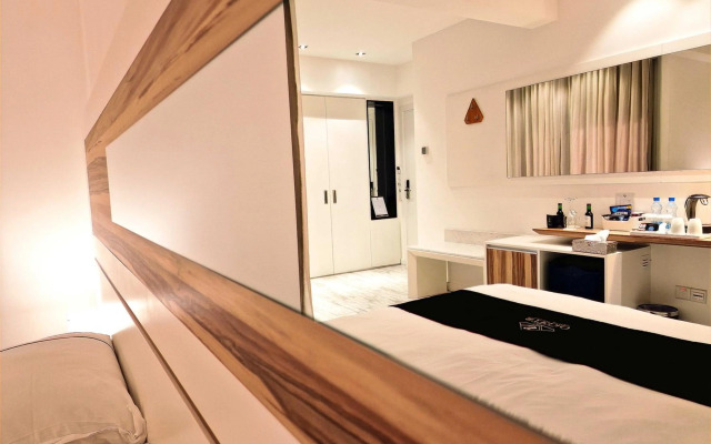 The Ciao Stelio Deluxe Hotel - Adults Only