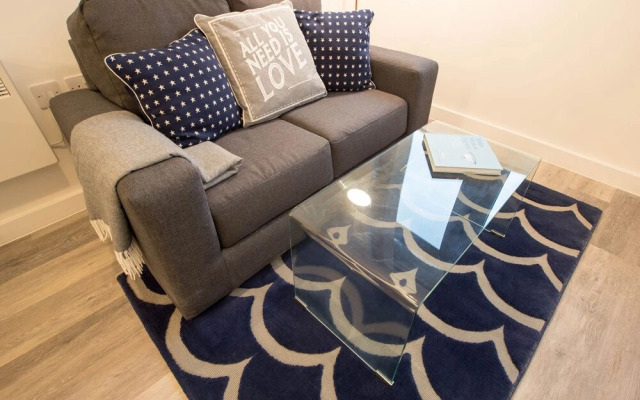 Alluring 1-Bedroom Apartment For Couples In Liverpool