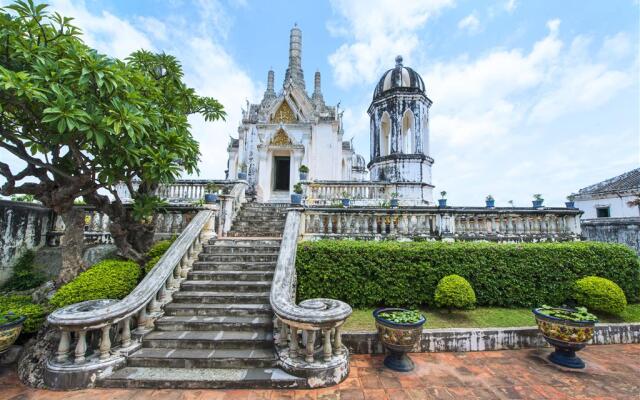 Sheraton Hua Hin Resort And Spa Hotel