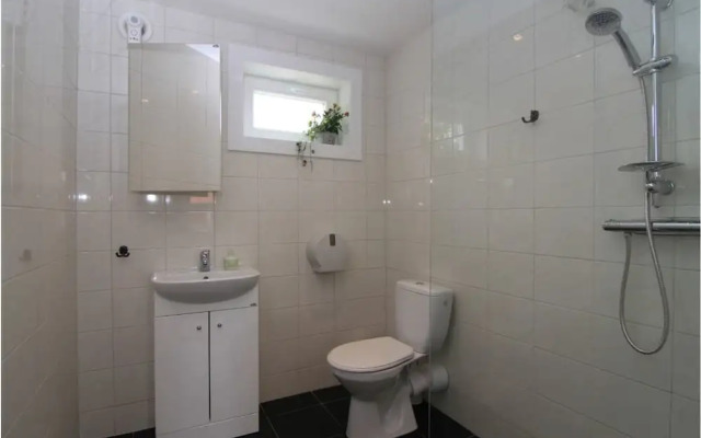 Bergs Slussar Vandrarhem & Stugor - Hostel